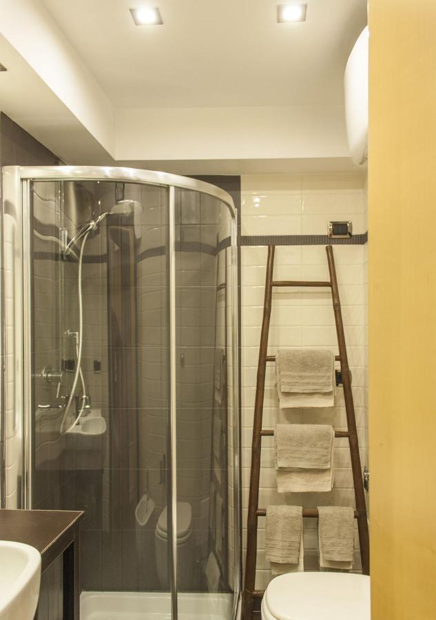Relais Santa Chiara Apartment Наполи Екстериор снимка