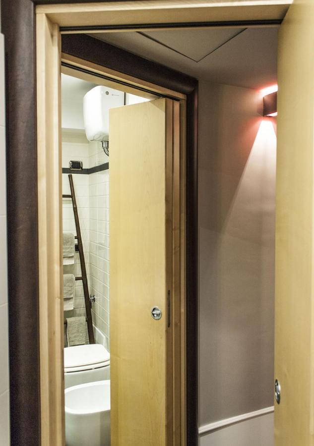 Relais Santa Chiara Apartment Наполи Екстериор снимка