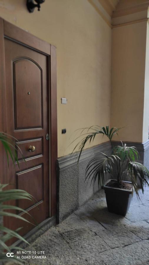 Relais Santa Chiara Apartment Наполи Екстериор снимка